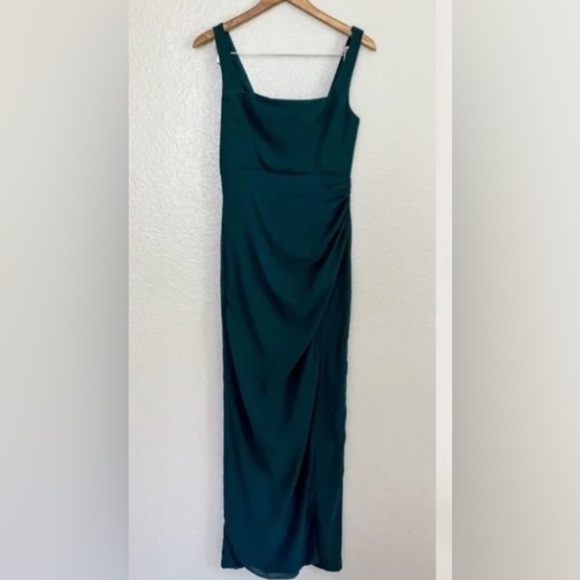 LULU's Sexy Elegant Prom Wedding Bridesmaid Sophisticated Chic Maxi Gown - Picture 6 of 6